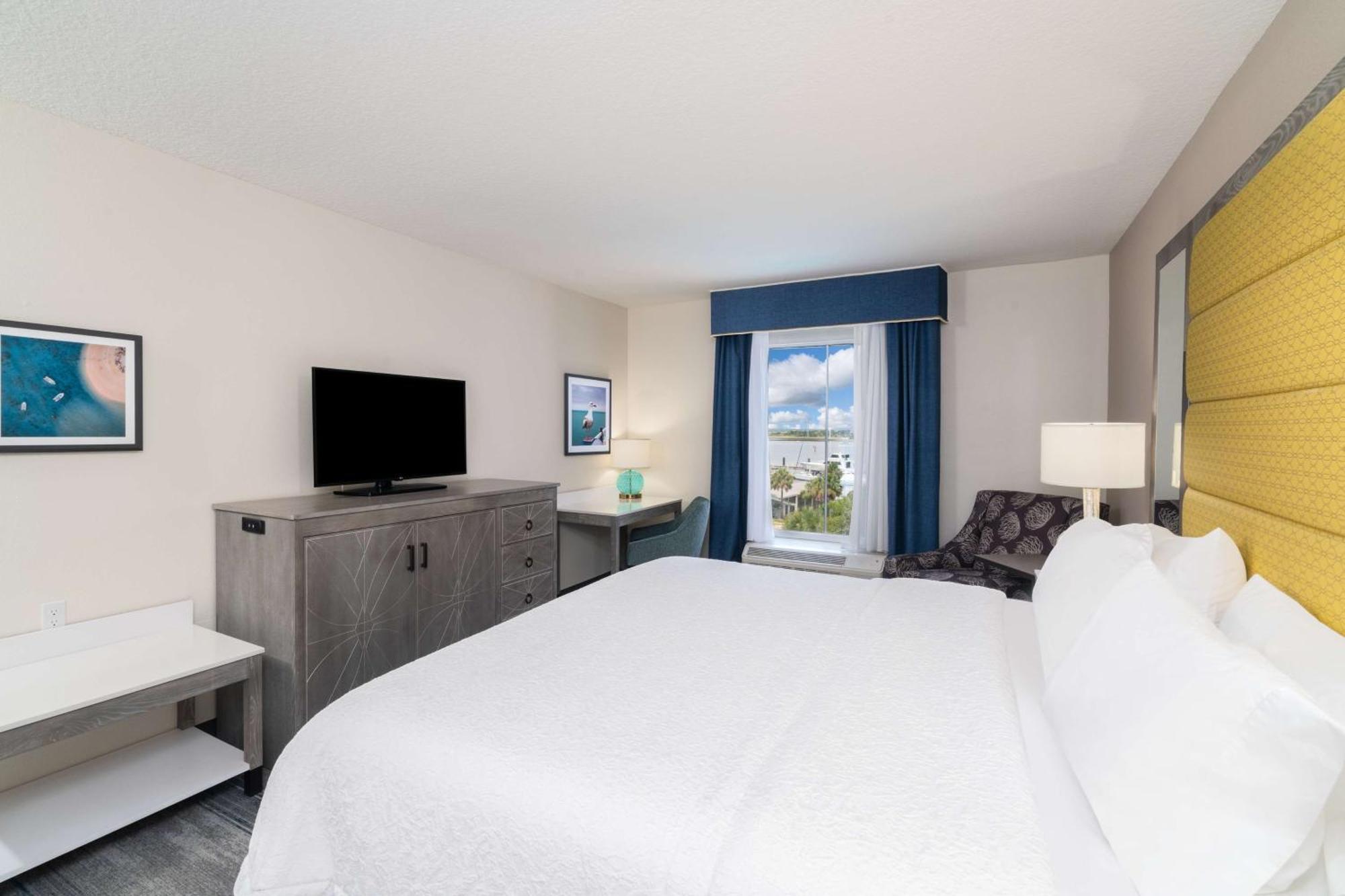 Hampton Inn & Suites Amelia Island-Historic Harbor Front Fernandina Beach Extérieur photo
