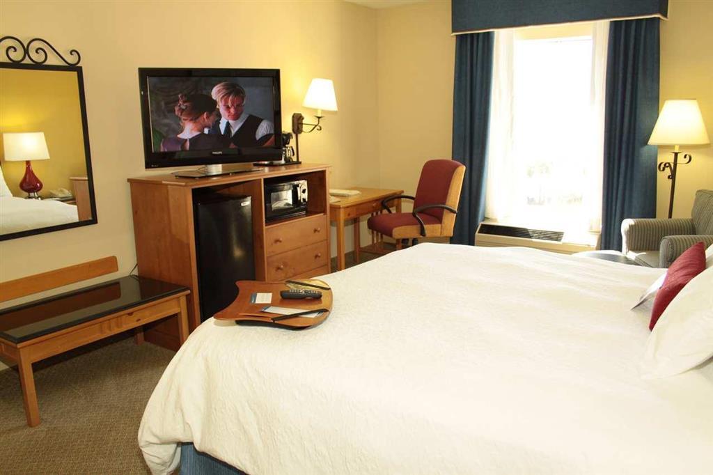 Hampton Inn & Suites Amelia Island-Historic Harbor Front Fernandina Beach Chambre photo